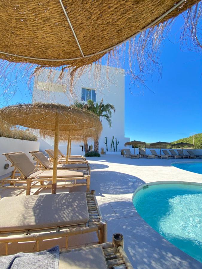 The Olive Boutique Suites & Spa Cala Llonga  Exterior photo